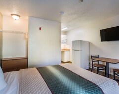 Aparthotel Hometowne Studios By Red Roof Nashville - Airport/Briley Pkwy (Nashville, EE. UU.)