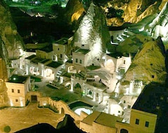 Khách sạn Anatolia Raymonde Cave House (Uçhisar, Thổ Nhĩ Kỳ)
