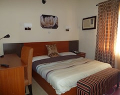 Khách sạn Dannic S, Enugu (Enugu, Nigeria)