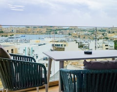 Grands Suites Hotel Residences & Spa (Gzira, Malta)