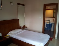 Khách sạn Peridot Inn (Mysore, Ấn Độ)