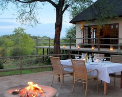 Khách sạn Mbizi Bush Lodge (Phalaborwa, Nam Phi)