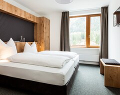 Hotel Valschena Appartements (Brand, Austria)