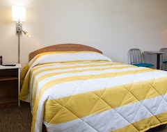 Hotel InTown Suites Extended Stay Houston TX - West Oak (South Houston, USA)