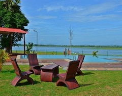 Hotel Lake Park (Polonnaruwa, Sri Lanka)