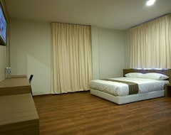 Hotel Yew (Miri, Malaysia)