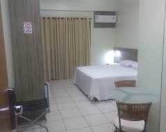 Khách sạn Thermas Bonsucesso (Jataí, Brazil)