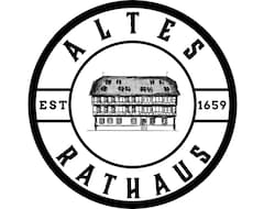 Khách sạn Altes Rathaus. Hotel. Restaurant. Café (Wolfhagen, Đức)