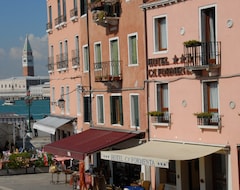 Khách sạn Hotel Ca' Formenta (Venice, Ý)