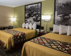 Hotel Courtyard Inn & Suites (Formerly Super 8) (Canton, USA)