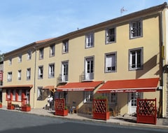 Khách sạn La Vieille Auberge (Saint-Privat-d'Allier, Pháp)