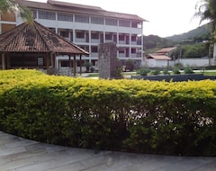 Khách sạn Bartholo Plaza (Penha, Brazil)