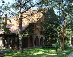 Khách sạn Izvor (Starozagorski Mineralni Bani, Bun-ga-ri)