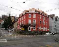 Khách sạn California House (Zurich, Thụy Sỹ)
