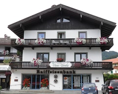 Otel Haus Ursula (Bad Wiessee, Almanya)