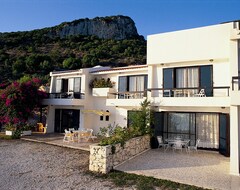 Hotel Villa Meltemi sea view studios (Limni Keriou, Grækenland)