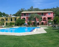 Khách sạn Hotel Adriolos (Liapades, Hy Lạp)