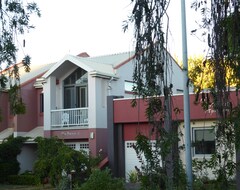 Căn hộ có phục vụ A Colourcity Apartments (Orange, Úc)
