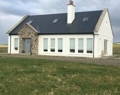 Cijela kuća/apartman Beautiful Well Equipped House Overlooking The Sea (Belmullet, Irska)
