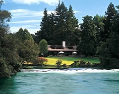 Khách sạn Huka Lodge (Taupo, New Zealand)