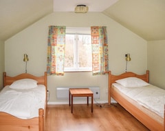 Toàn bộ căn nhà/căn hộ 3 Bedroom Accommodation In StrÖmsnÄsbruk (Strömsnäsbruk, Thụy Điển)