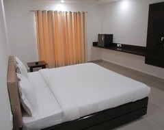 Khách sạn Hotel Ananda (Dehradun, Ấn Độ)