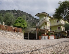 Hotel Casa Piantoni (Limone sul Garda, Italy)