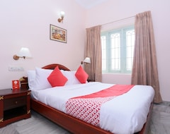 Khách sạn OYO 24157 Karthika Residency (Kochi, Ấn Độ)