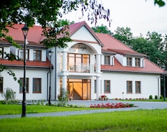 Hotel Rezydencja Dwór Polski (Belchatów, Poland)