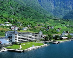 Hotelli Hotel Ullensvang (Ullensvang, Norja)
