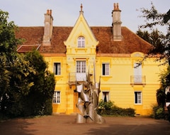 Pensión Villa Des Capucins (Luxeuil-les-Bains, Francia)