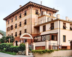 Otel Albergo Minetto (Urbe, İtalya)