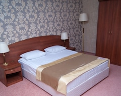 Hotelli Pioneer Luxe (Saratov, Venäjä)