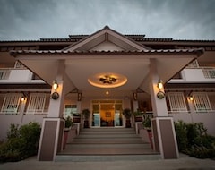 Khách sạn Chiangkham Grand Villa (Phayao, Thái Lan)