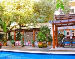 Khách sạn Villamercedes Petit Hotel (Puerto Vallarta, Mexico)