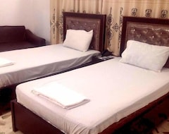 Hotelli E-Town Rooms Guest House (Karachi, Pakistan)