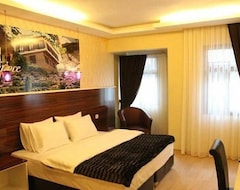 Hotel Lucid (Izmir, Turkey)