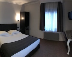 Hotel Chantecler (Brussels, Belgium)