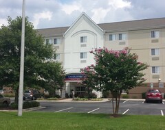 Candlewood Suites Greenville NC, an IHG Hotel (Greenville, USA)
