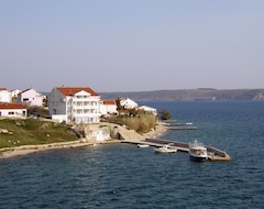 Hotel Vila 4m (Ražanac, Croatia)