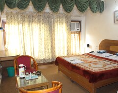 Hotel Raj Deluxe Dehradun (Dehradun, Indien)