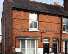 Entire House / Apartment Lunas Cottages - Grove Road Cottages (Stratford-upon-Avon, United Kingdom)