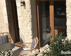 Bed & Breakfast Les Ombrieres (Blanzac-Porcheresse, Frankrig)