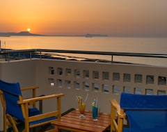 Khách sạn Pearl Seabreeze Suites (Perivolia, Hy Lạp)