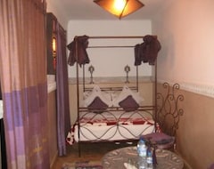 Hotel Riad Ta'achchaqa (Marrakech, Morocco)