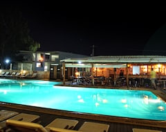 Khách sạn Hotel Nereides (Hanioti, Hy Lạp)