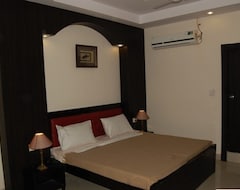 Khách sạn Yuvraj Inn (Shivpuri, Ấn Độ)