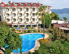 فندق Hotel Mutlu (فيتثيا, تركيا)