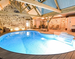 Cijela kuća/apartman Bed And Breakfast La Brocherie Spa Indoor Swimming Pool (Magny-le-Désert, Francuska)