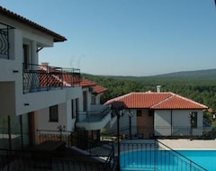 Khách sạn Uzundzhata Villas (Primorsko, Bun-ga-ri)